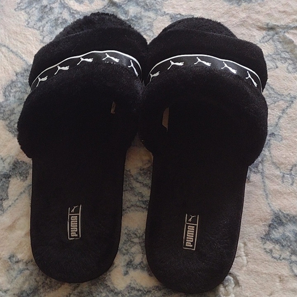 Puma house slippers